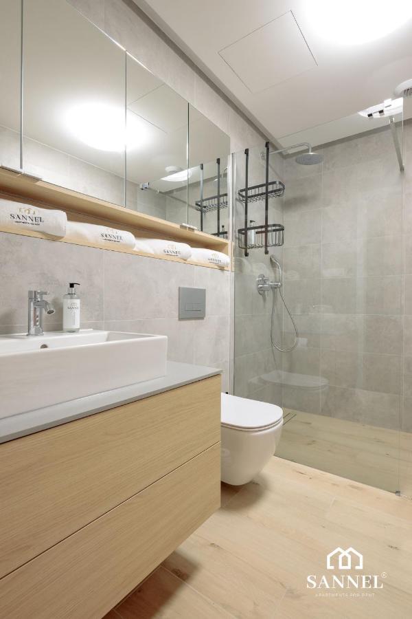 Apartament Baltic Blues Z Dostepem Do Basenow,Strefy Saun,Jacuzzi - Pinea Apartments Pobierowo - Sannel Apartments For Rent 외부 사진